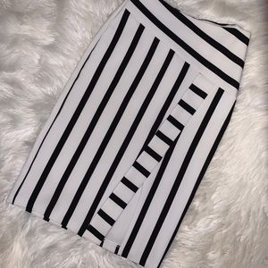Topshop Black & White striped pencil skirt